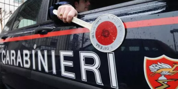 “Pusho se po studioj”, motra godet me thikë vëllain pasi bënte shumë zhurmë, 16-vjeçari në gjendje të rëndë