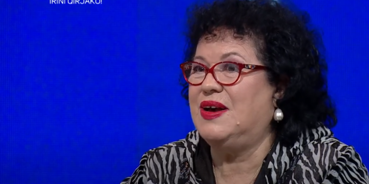 “I thashë mamasë se po nuk shkova në Lice do të mbytem në Bistricë”, Irini Qirjano rrëfen pasionin për muzikën (VIDEO)