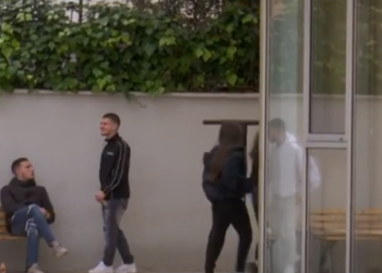 Alarmi për drogën në shkolla, ekspertët: Nxënësit e provojnë nga kurioziteti (VIDEO)