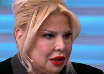 Rrëfimi mes lotësh Merit: Një grup burrash më kapën, më çuan në pyll dhe më futën… (VIDEO)