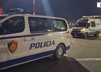 Kush janë 5 shqiptarët e ekstraduar sot nga Greqia e Italia (Emrat)