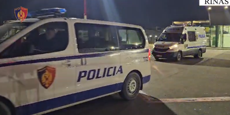 Kush janë 5 shqiptarët e ekstraduar sot nga Greqia e Italia (Emrat)