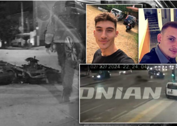 Pamje të rënda/ Aksidenti iu preu ëndrrat në mes, si u shuan dy të rinjtë pasi motori i tyre u përplas me makinën (VIDEO)