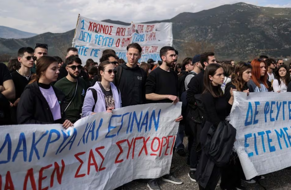 Sot 1 Vit Nga Tragjedia Greke, 57 Persona Humbën Jetën Nga Përplasja E ...