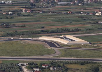 Shihni si duket baza e NATO-s në Kuçovë (FOTO)