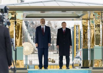 Edi Rama në pallatin e Erdogan (FOTO)