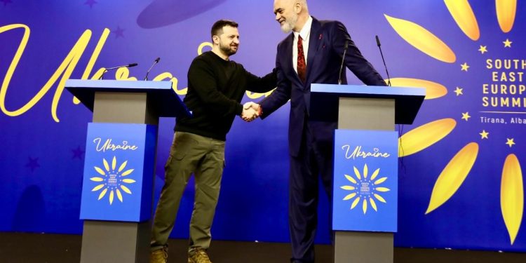 Zelensky: Falenderoj shqiptarët për mbështetjen