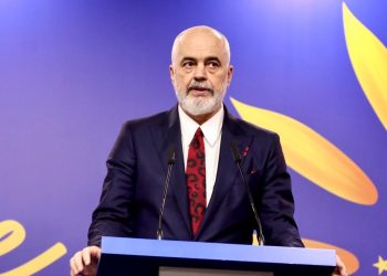 Rama tregon mesazhin në konferencë: Thuaji Zelenskyt se ekipi jonë është i mahnitur nga ukrainasit