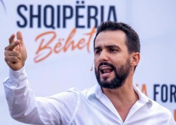 “Ju jeni të gjithë bashkë kundër emigrantëve”, Lapaj-Ramës: Ki burrëri, mos gënje për votën e diasporës!