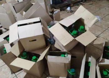 Arrestohet një grek: Flsifikonte vajin e ullirit dhe e sillte në Shqipëri