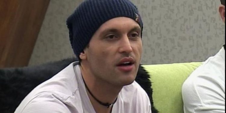 Hyri në Rinas 10 ditë më parë, por policia e mësoi pasi doli në Big Brother. Detaje nga arrestimi i Liamit