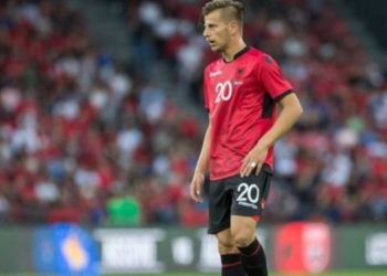 Gabimi fatal që bënë lojtarët e Kombëtares ndaj Kilit, e zbulon Ramadani para Suedisë