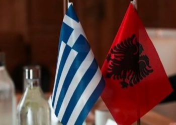 Mallrave shqiptare iu ‘ngushtohet’ rruga në Greqi