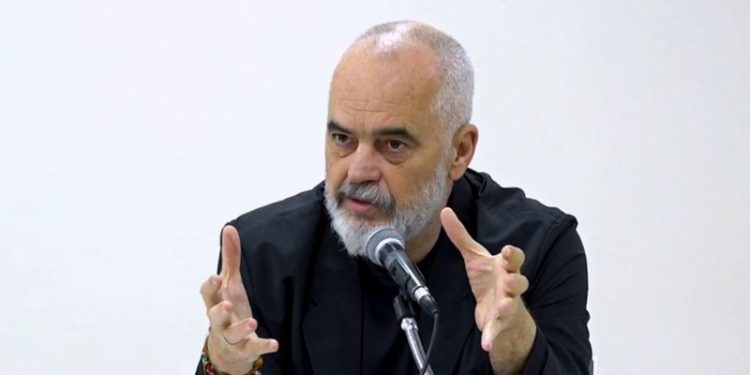Rama: Zoti e qëndisi Shqipërinë të dielën kur e kishte pushim. Njerëzit na votojnë, se ne jemi oferta më e mirë