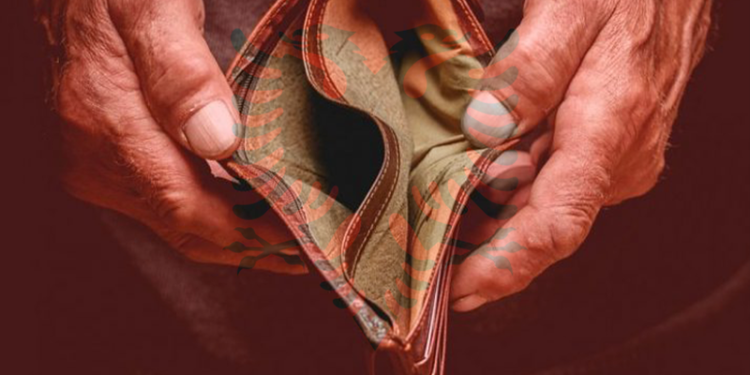 Përmirësohen treguesit e varfërisë – Por, ende regjistrohen rreth gjysmë milionë shqiptarë në “rrezik”