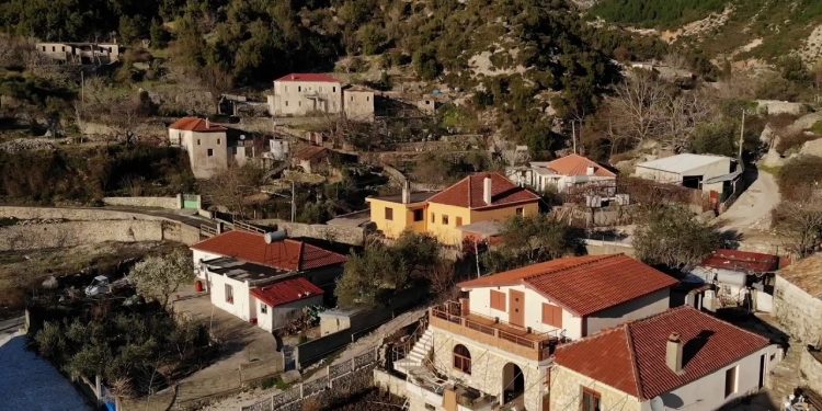 Shpopullimi i frikshëm/ Dukati i Vlorës ka mbetur si një azile të moshuarish (VIDEO)
