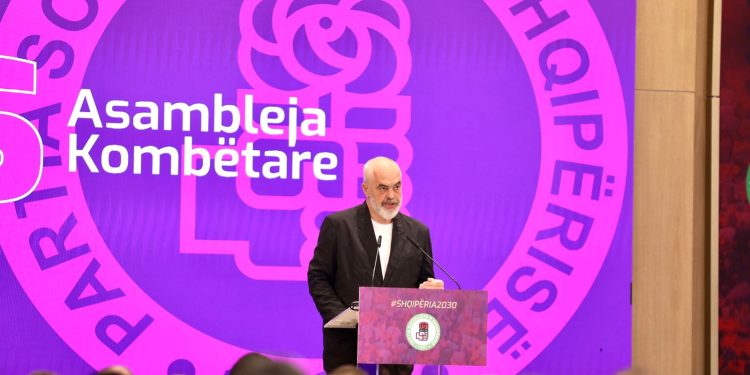 Repartet të kthehen në asete të turizmit, Rama flet për rilindje të industrisë ushtarake