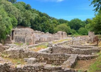 Peticioni i shqiptarëve të Amerikës për AADF: Larg duart nga Butrinti!