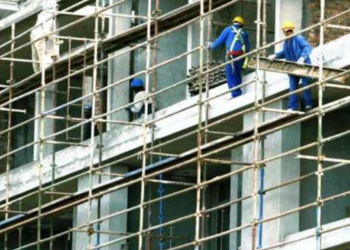 E rëndë në Itali/ Shqiptari bie nga lartësia gjatë punës, humb jetën në vend