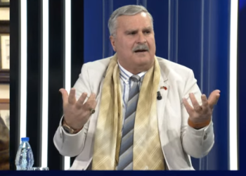 Kujtim Gjuzi thirrje Ramës: Çoji makina të blinduara Vangjel Tavos nëse do ta emërosh kryetar në Himarë