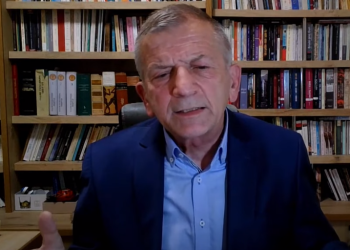 Panajot Barka: Kam një USB me grabitjet e pronave në jug të Shqipërisë (VIDEO)