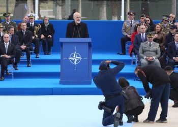Hapet baza e NATO-s në Kuçovë, Rama citon shkrimin e “Zërit të Popullit” kur vinte Hrushovi: Dikur ishim vend strategjik i Rusisë