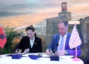 Shqipëria zyrtarisht “Vendi i nderit” në panairin e Berlinit 2025