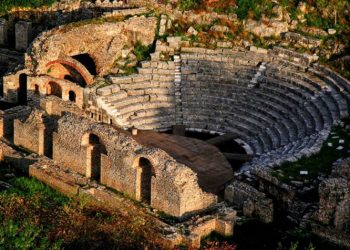 Zëri Amerikës: Shqipëria nuk u përgjigjet kritikave të UNESCO-s për Butrintin