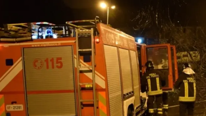 E rëndë/ Digjet apartamenti, humbin jetën nëna dhe 3 fëmijët