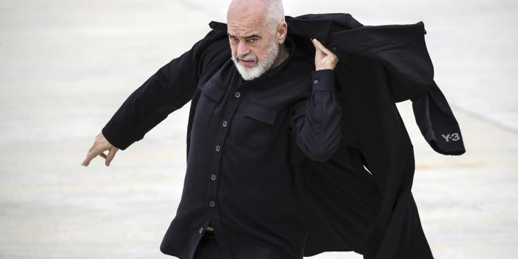 AP Photo/Armando Babani