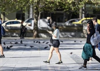 Postimet e padëshiruara politike ndezin bujë në Greqi përpara votimit në BE