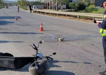 Udhëtonte me motor, aksidentohet 62-vjeçari (Emri)