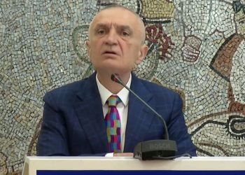 Meta: Monën e kemi yll bote, askush mos t’i qajë hallin