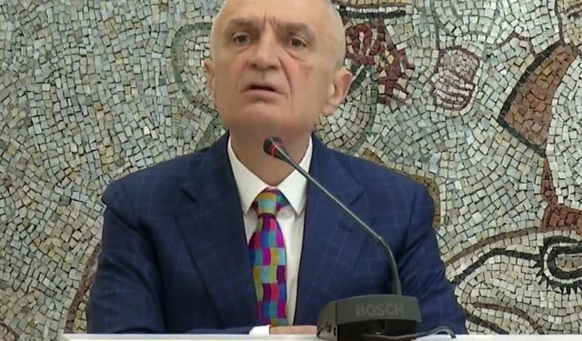 Meta: Monën e kemi yll bote, askush mos t’i qajë hallin