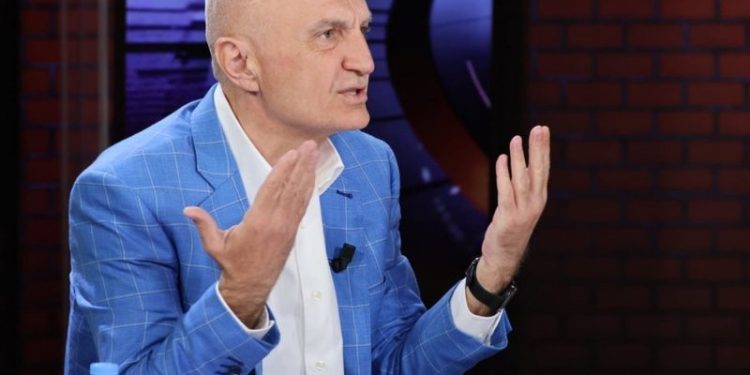 Ilir Meta: Po më bëjnë puç brenda partisë, duan të ma marrin. Kam besim vetëm tek Tedi, Erisa dhe Titi