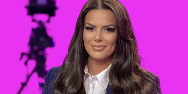 Këngëtarja shqiptare: Burrat duan vajzat debile dhe të lehta për t’u kapur. Veturë kam, shtëpi kam, para kam, ç’e dua burrin?