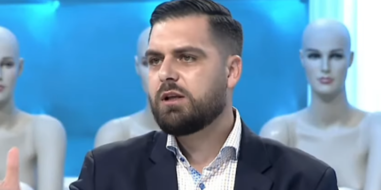 Deklarata skandaloze në emisionin e Arjan Çanit: Gjeneralët e Kosovës kanë qenë kriminelë lufte, njëlloj si Mlladiçi e Radoiçiçi