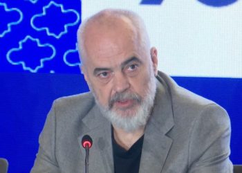 “Jetojmë mes grekëve dhe italianëve ndaj…”, Rama flet për turizmin: Të ndërtojmë me arkitekturë të bukur