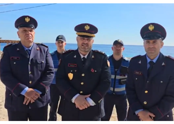 Drejtori i policisë Vlorë thirrje qytetarëve dhe bizneseve në Dhërmi: Mos hidhni inerte nëpër rrugë, do të përgjigjeni ligjërisht (VIDEO)