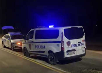 Po kthehej nga puna, 60-vjeçari aksidentohet me motor, në gjendje të rëndë në spital