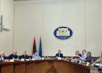 Komisioni i TIMS, dështon plani i opozitës për të vijuar në mënyrë të njëanshme me ekspertët, mbledhja tjetër të hënën