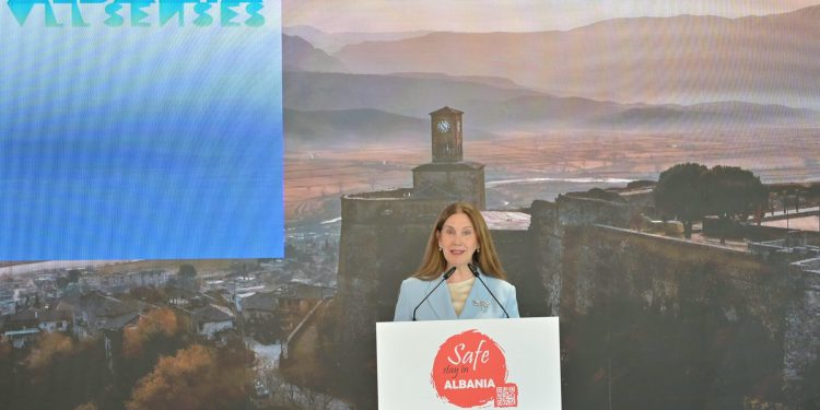 Sezoni turistik, Kumbaro: Insitucionet të jenë në këmbë për sigurinë gjatë sezonit