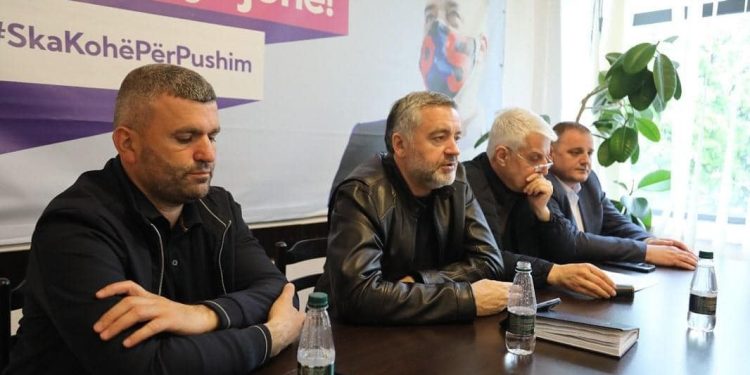 Blendi Klosi: Kryeministri do të takohet edhe me “çunat e Londrës”