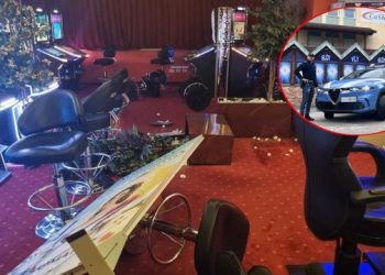 Itali, shqiptari urinon në kazino dhe shkakton 50 mijë € dëm