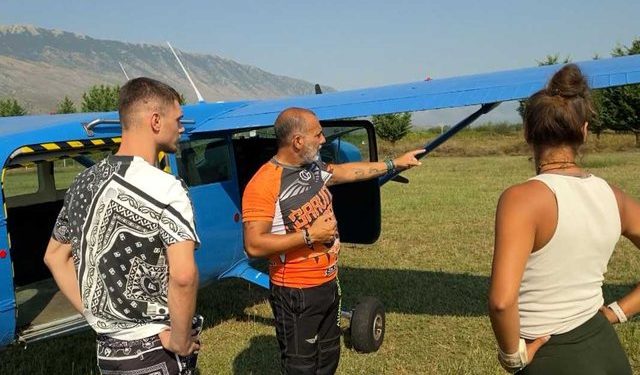 400 fluturime mbi Gjirokastër, piloti italian tregon eksperiencën në qytetin e gurtë