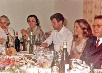 Procesverbali sekret, dëshmia e zbuluesit që përgjoi nusen e Mehmet Shehut