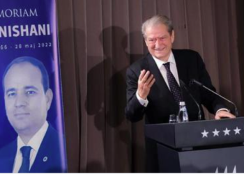 Berisha kujton përvjetorin e ndarjes nga jeta të Bujar Nishanit: Personalitet i shquar i PD