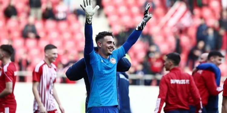Portieri i Olympiacos refuzon Greqinë, zgjedh të luajë për Shqipërinë