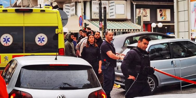 E rëndë në Greqi/ Gruaja shqiptare gjendet e vrarë në mes të rrugës