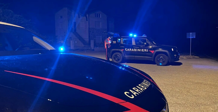 Sherr mes tre shqiptarëve në Itali/ 33-vjeçari goditet me thikë në gjoks